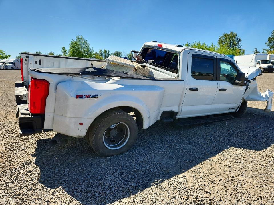 52541176 :رقم المزاد ، 1FT8W3DT3REF35606 vin ، 2024 Ford F350 مزاد بيع