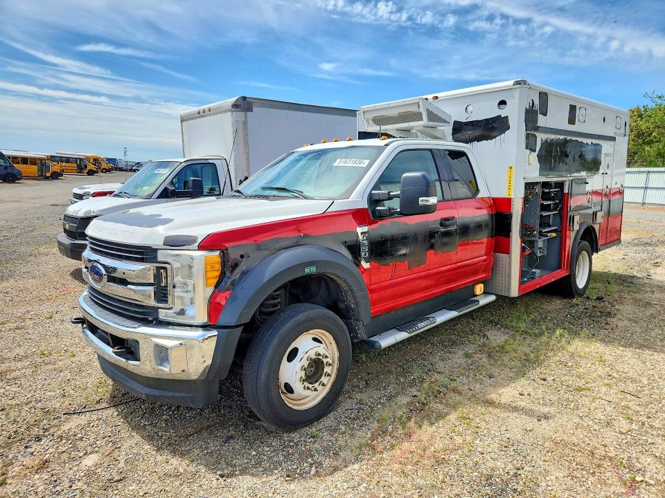 2017 Ford F550 მანქანა იყიდება აუქციონზე, vin: 1FD0X5HT3HEE07585, აუქციონის ნომერი: 51631836