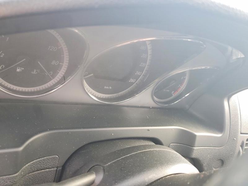 2011 Mercedes-benz C მანქანა იყიდება აუქციონზე, vin: WDDGF8FB4BA516014, აუქციონის ნომერი: 52553456