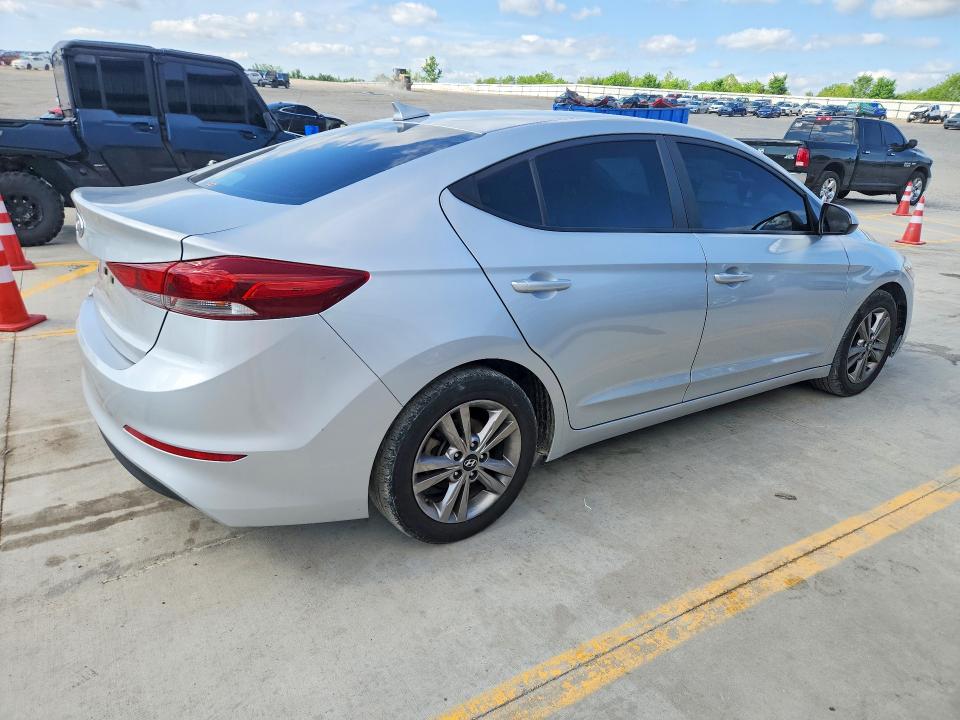 2018 Hyundai Elantra მანქანა იყიდება აუქციონზე, vin: KMHD84LF6JU645985, აუქციონის ნომერი: 52057836