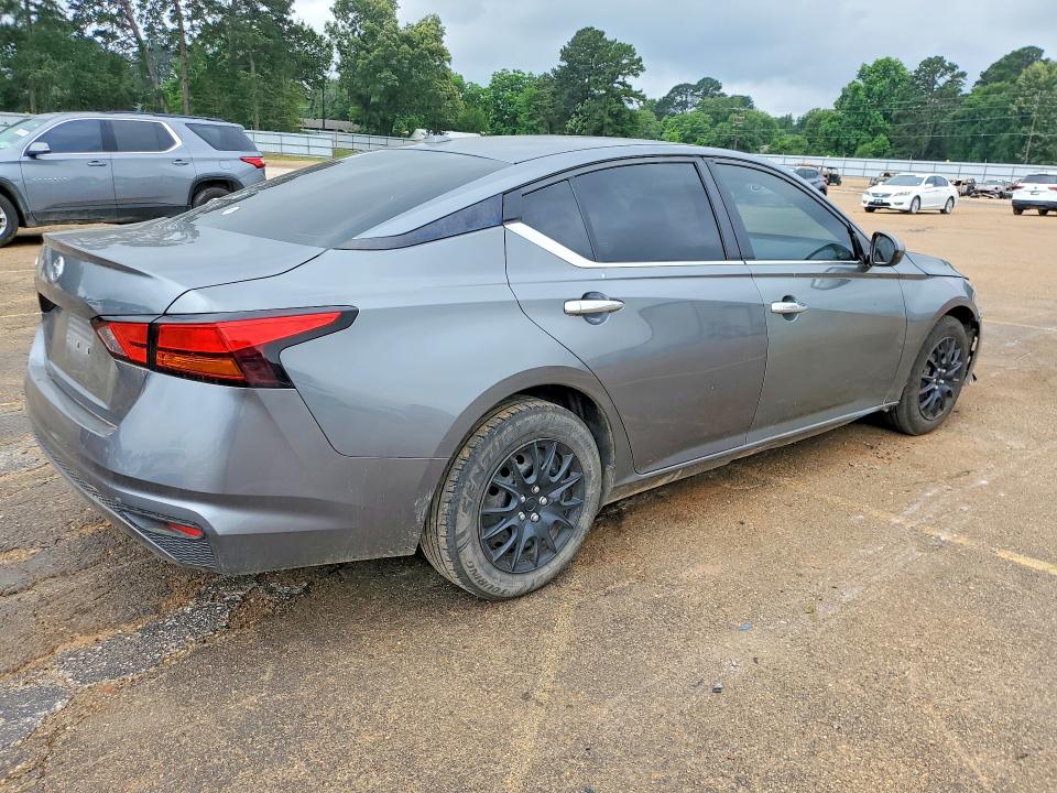 Auction sale of the 2019 Nissan Altima, vin: 1N4BL4BV1KC240861, lot number: 54404846