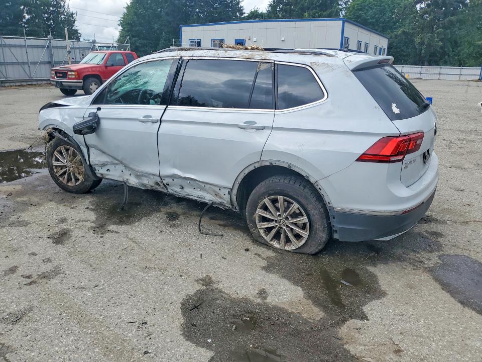 54909606 :رقم المزاد ، 3VV2B7AX1JM115309 vin ، 2018 Volkswagen Tiguan مزاد بيع