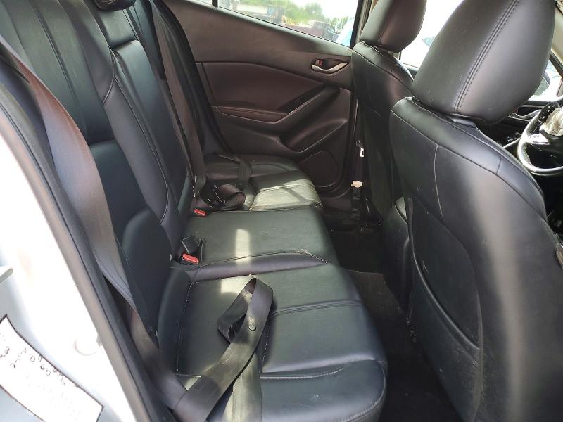 53320856 :رقم المزاد ، 3MZBN1V38JM197790 vin ، 2018 Mazda 3 مزاد بيع