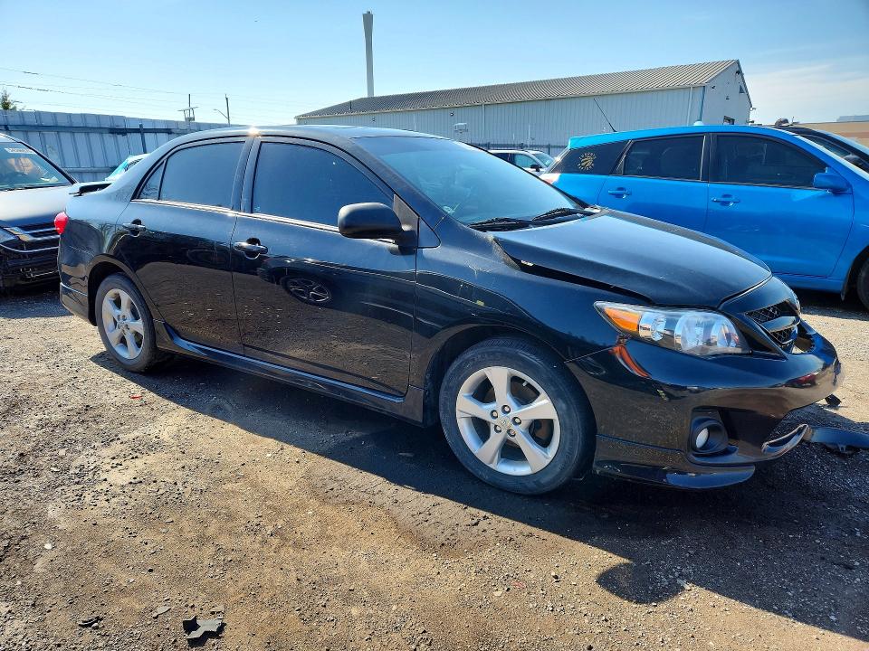 53248306 :رقم المزاد ، 2T1BU4EE6BC712689 vin ، 2011 Toyota Corolla مزاد بيع