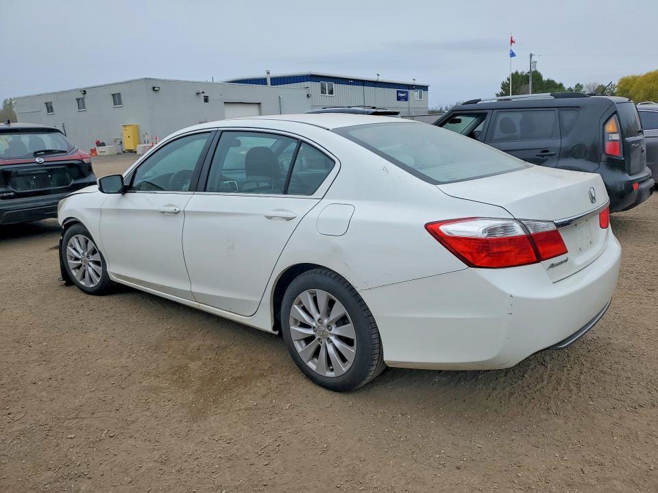 Продажа на аукционе авто 2015 Honda Accord, vin: 1HGCR2F35FA804072, номер лота: 51539676
