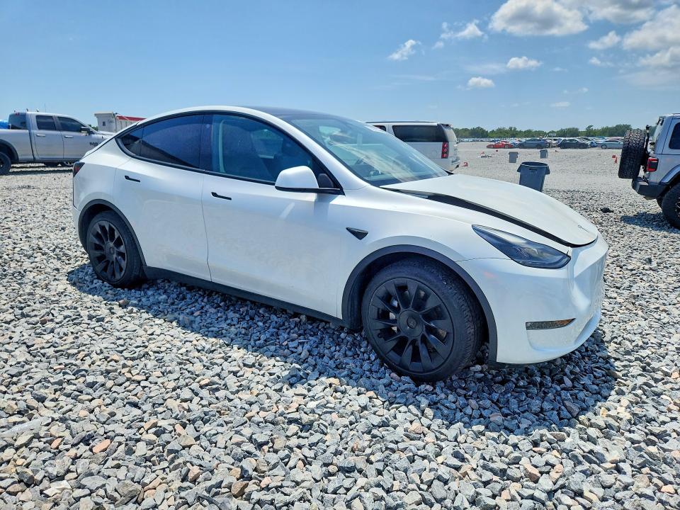 51979746 :رقم المزاد ، 7SAYGAEE6PF669512 vin ، 2023 Tesla Model Y مزاد بيع