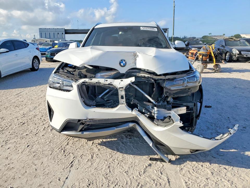 53335086 :رقم المزاد ، 5UX43DP04N9L16332 vin ، 2022 Bmw X3 مزاد بيع