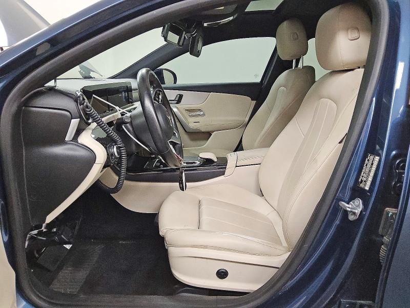 53623876 :رقم المزاد ، WDD3G4EB2KW019813 vin ، 2019 Mercedes-benz A مزاد بيع
