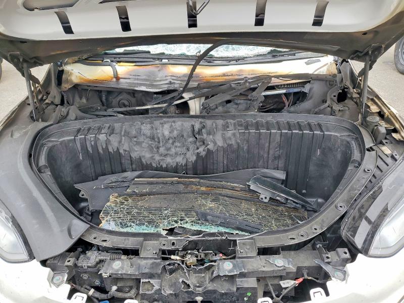52537606 :رقم المزاد ، 7SAXCBE66NF344006 vin ، 2022 Tesla Model X مزاد بيع