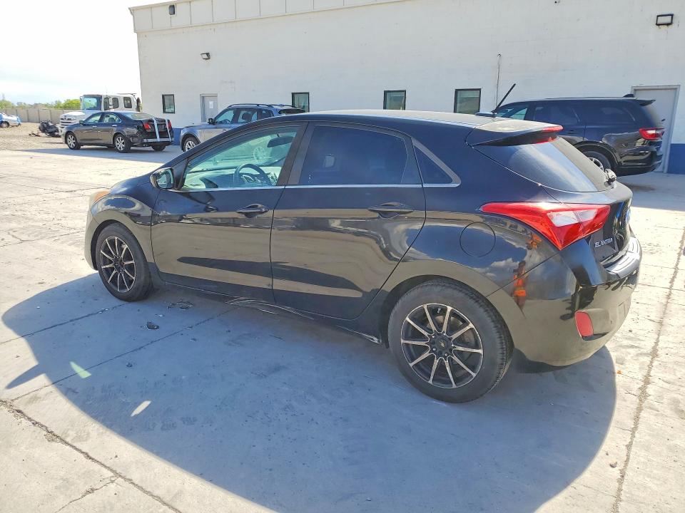 2016 Hyundai Elantra Gt მანქანა იყიდება აუქციონზე, vin: KMHD35LHXGU335871, აუქციონის ნომერი: 51036176