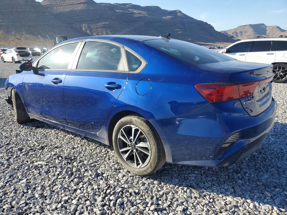 2023 Kia Forte მანქანა იყიდება აუქციონზე, vin: 3KPF24AD7PE596528, აუქციონის ნომერი: 54702876