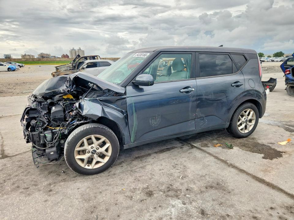 54235166 :رقم المزاد ، KNDJ23AU3P7892666 vin ، 2023 Kia Soul مزاد بيع