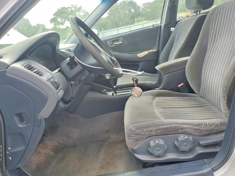 53925106 :رقم المزاد ، 1HGCG564XWA075695 vin ، 1998 Honda Accord مزاد بيع