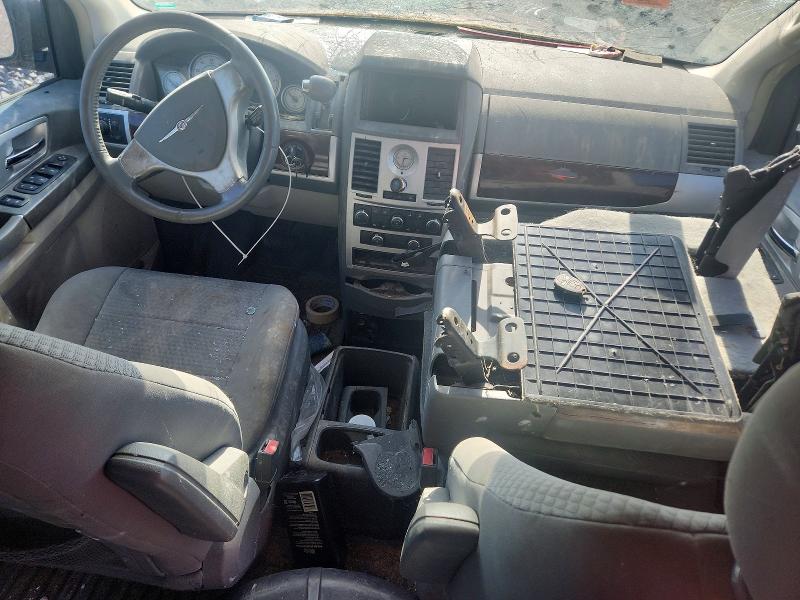 2010 Chrysler Town & Country მანქანა იყიდება აუქციონზე, vin: 2A4RR5D10AR245735, აუქციონის ნომერი: 51896656