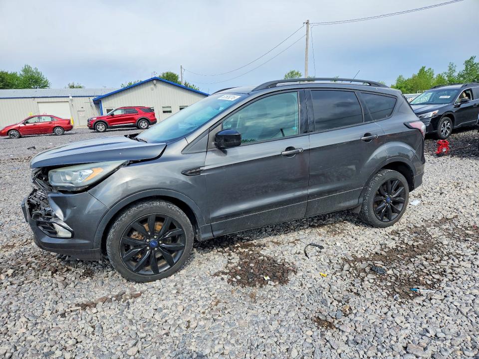 52509216 :رقم المزاد ، 1FMCU0G92HUE66552 vin ، 2017 Ford Escape مزاد بيع