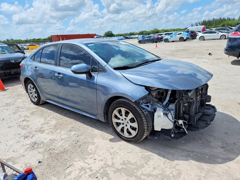 54644906 :رقم المزاد ، 5YFEPMAE5MP153391 vin ، 2021 Toyota Corolla مزاد بيع