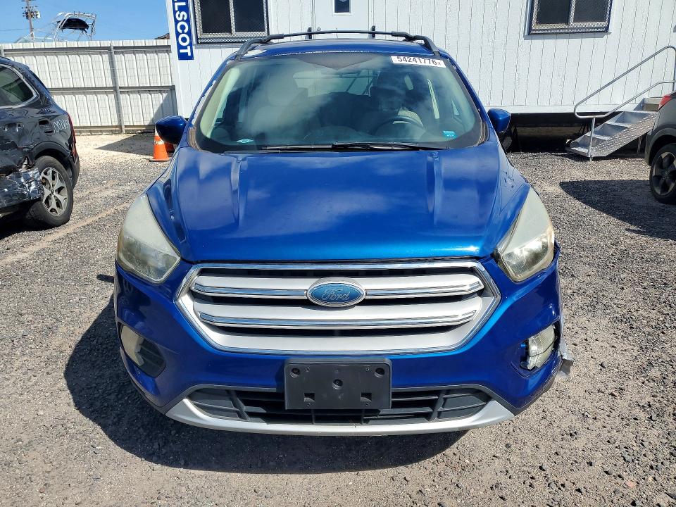54241776 :رقم المزاد ، 1FMCU0GD9JUA04712 vin ، 2018 Ford Escape مزاد بيع