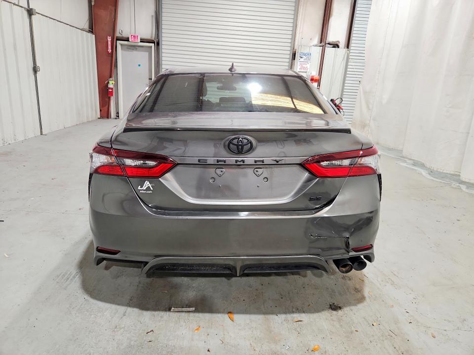 Продаж на аукціоні авто 2021 Toyota Camry, vin: 4T1G11AK9MU542564, номер лоту: 52480676