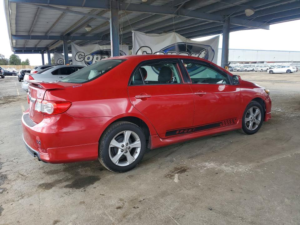 54894906 :رقم المزاد ، 2T1BU4EE4BC610968 vin ، 2011 Toyota Corolla مزاد بيع