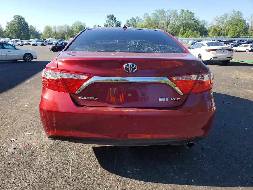 54522726 :رقم المزاد ، 4T1BD1FK2FU164441 vin ، 2015 Toyota Camry Hybrid مزاد بيع