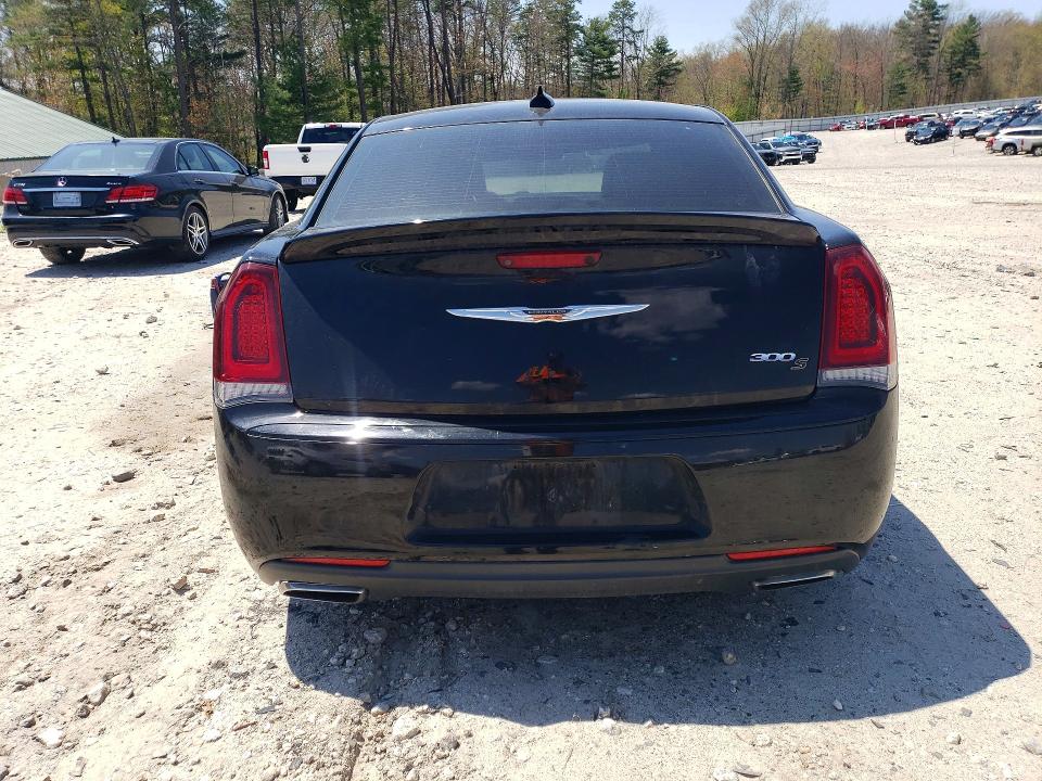 Продаж на аукціоні авто 2016 Chrysler 300, vin: 2C3CCABG7GH229886, номер лоту: 52036126