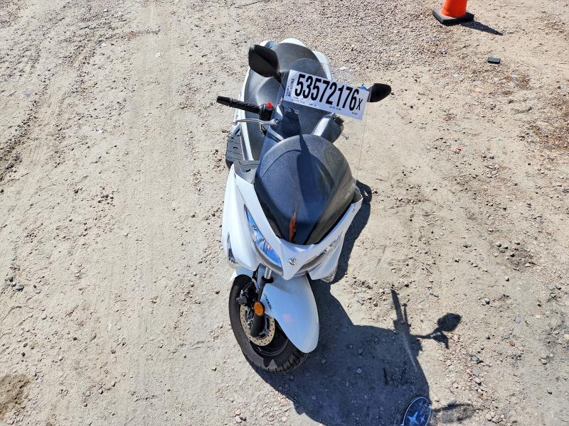 2020 Suzuki Uh200 მანქანა იყიდება აუქციონზე, vin: MLCCH41A2L1600136, აუქციონის ნომერი: 53572176