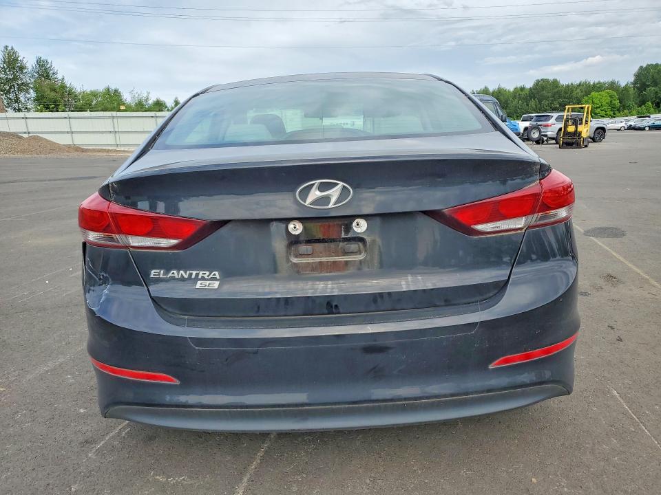 55364186 :رقم المزاد ، 5NPD74LF1JH338466 vin ، 2018 Hyundai Elantra مزاد بيع