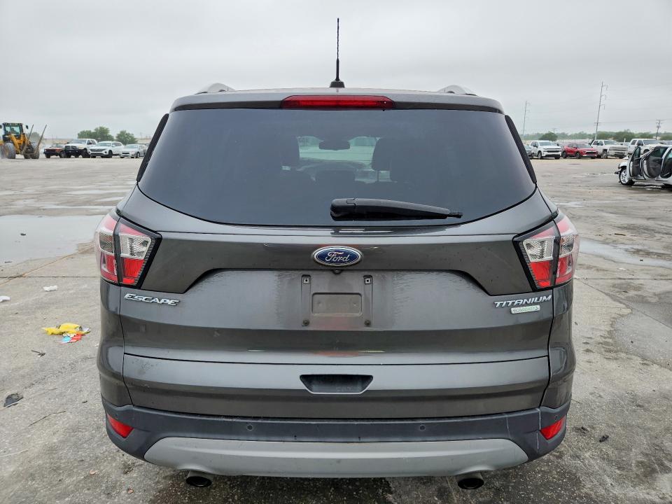 53031446 :رقم المزاد ، 1FMCU0JD1HUC94902 vin ، 2017 Ford Escape مزاد بيع