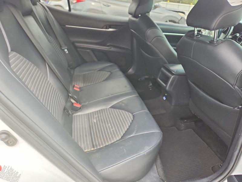 Продаж на аукціоні авто 2018 Toyota Camry, vin: 4T1B11HK5JU569238, номер лоту: 53312636