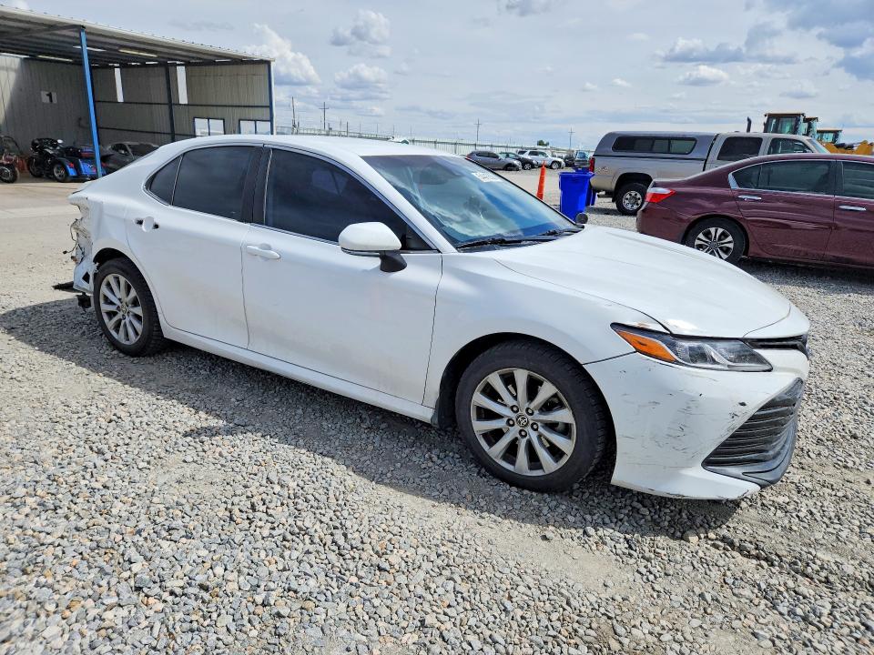 54445556 :رقم المزاد ، 4T1L11BK3LU011792 vin ، 2020 Toyota Camry Le مزاد بيع