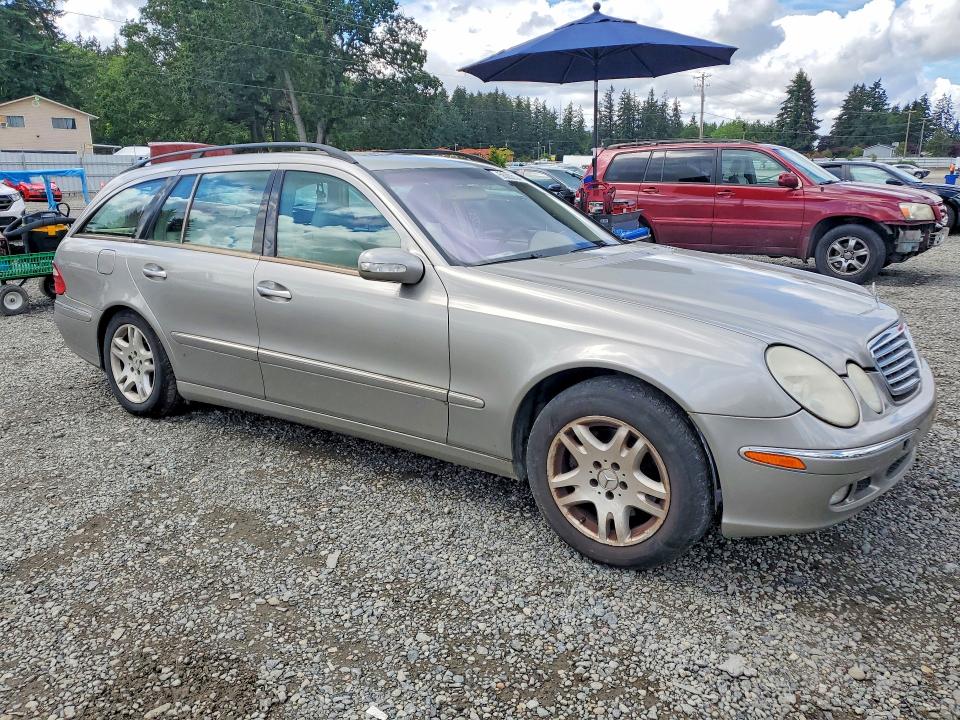 55282146 :رقم المزاد ، WDBUH82J75X170772 vin ، 2005 Mercedes-benz E مزاد بيع