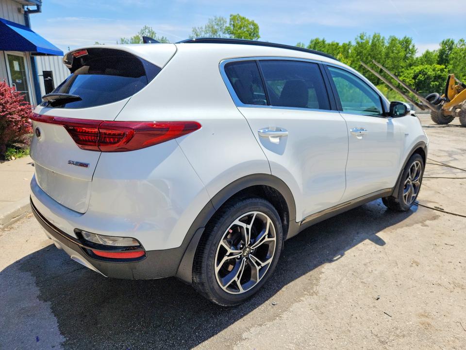 Продаж на аукціоні авто 2022 Kia Sportage, vin: KNDPRCA6XN7001955, номер лоту: 52735016