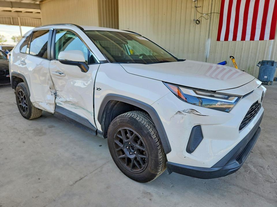 Aukcja sprzedaży 2022 Toyota Rav4, vin: 2T3W1RFVXNC182101, numer aukcji: 52481116