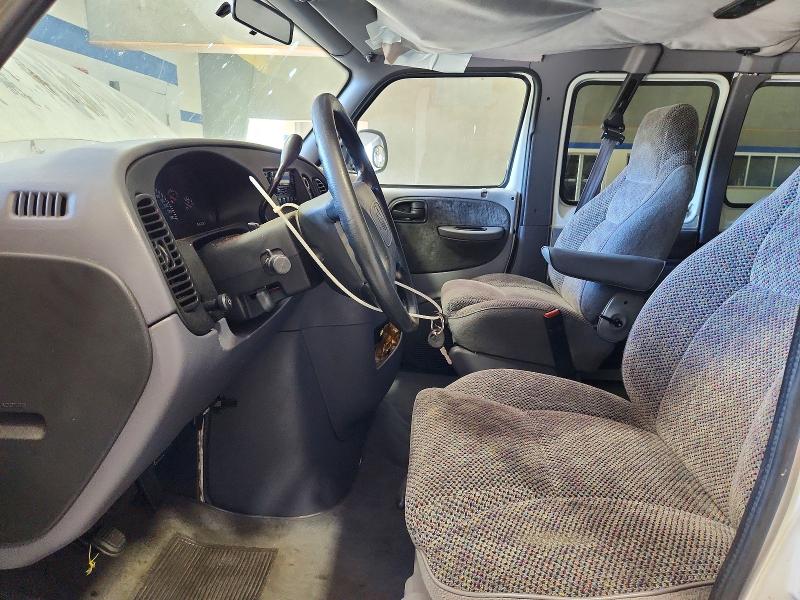 51744926 :رقم المزاد ، 2B6KB31Z6XK524395 vin ، 1999 Dodge Ram Van مزاد بيع