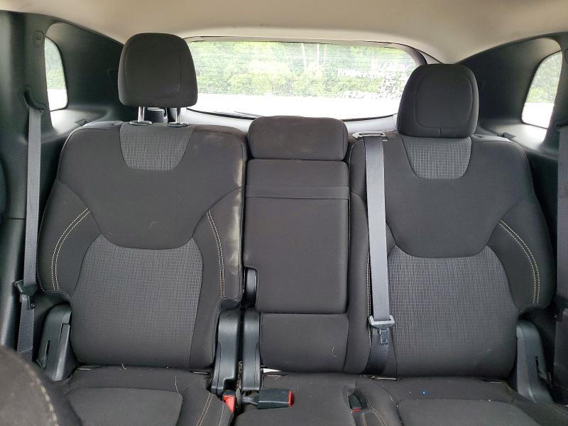 Auction sale of the 2015 Jeep Cherokee, vin: 1C4PJLCB1FW677476, lot number: 54160786