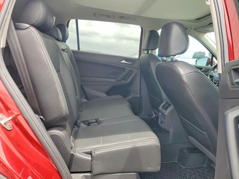 51912536 :رقم المزاد ، 3VV3B7AX0KM073446 vin ، 2019 Volkswagen Tiguan مزاد بيع
