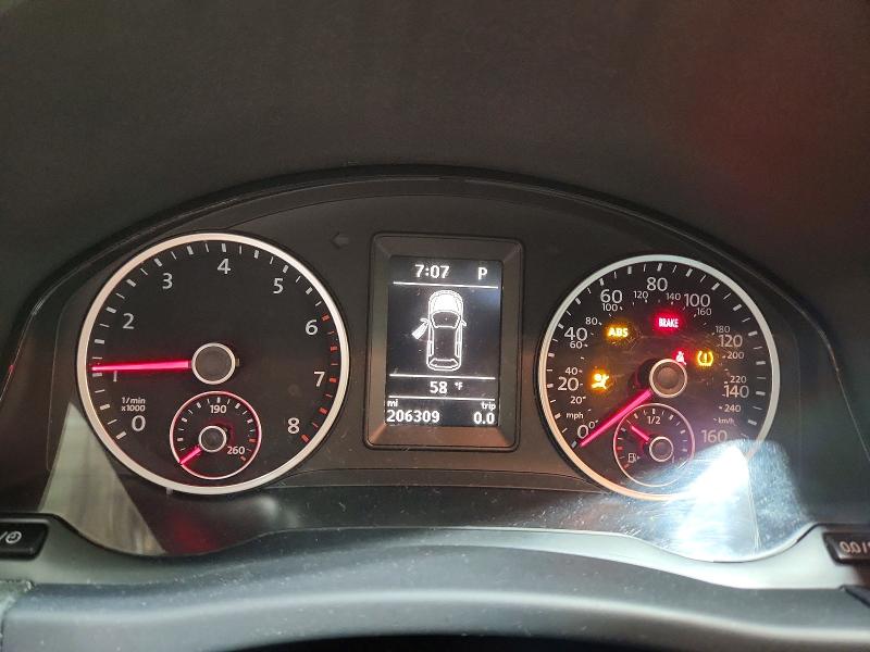 2015 Volkswagen Tiguan მანქანა იყიდება აუქციონზე, vin: WVGBV7AX1FW502497, აუქციონის ნომერი: 54860956