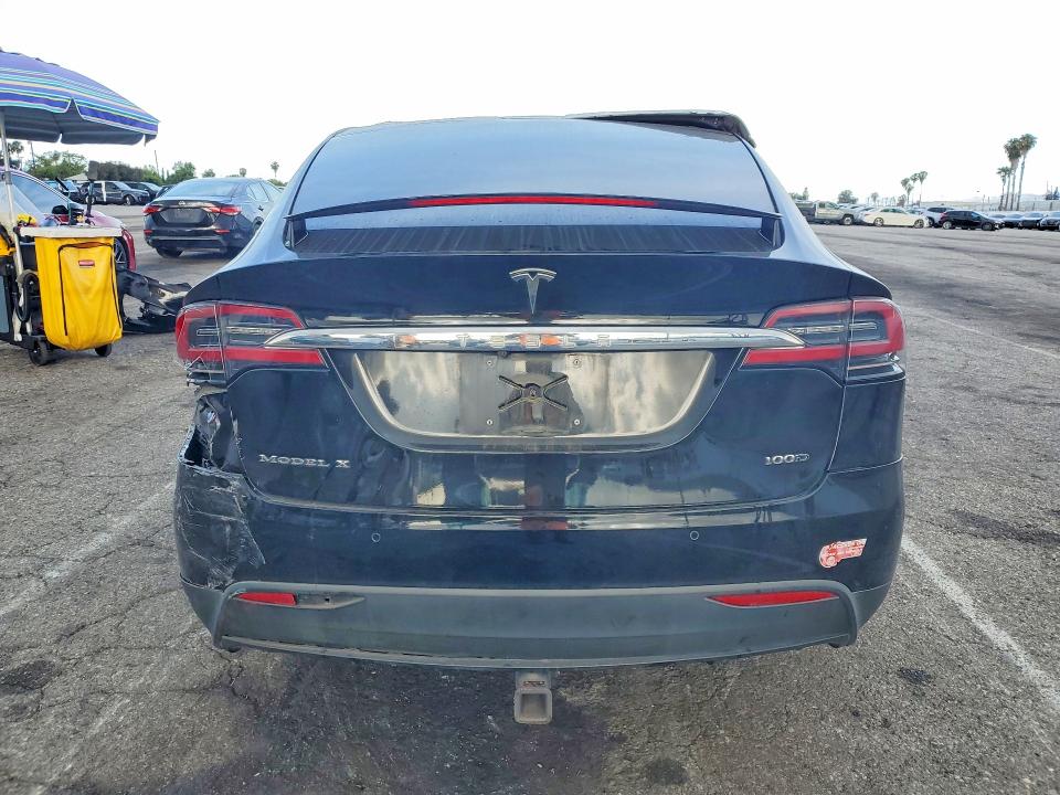 2018 Tesla Model X მანქანა იყიდება აუქციონზე, vin: 5YJXCDE28JF091951, აუქციონის ნომერი: 52356566