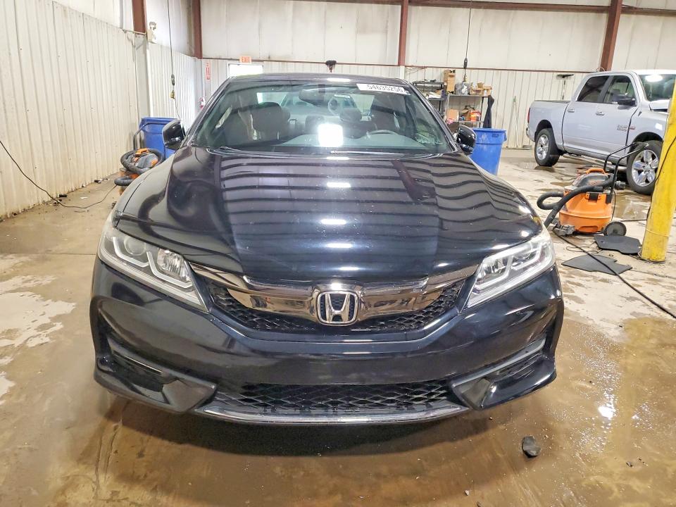 Продаж на аукціоні авто 2017 Honda Accord, vin: 1HGCT2B80HA001983, номер лоту: 54635256