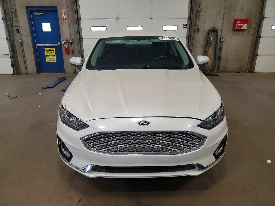 55073296 :رقم المزاد ، 3FA6P0T9XLR170537 vin ، 2020 Ford Fusion مزاد بيع