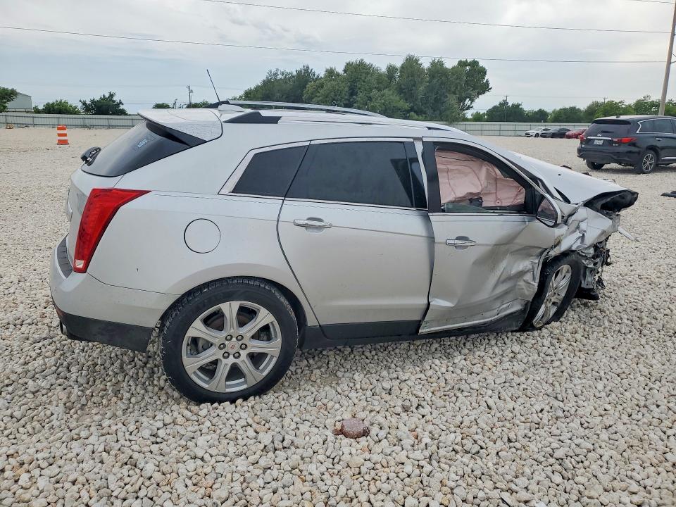 52740606 :رقم المزاد ، 3GYFNCE34GS527813 vin ، 2016 Cadillac Srx مزاد بيع