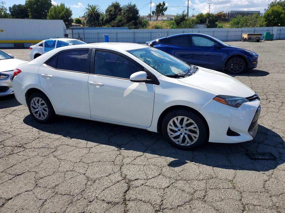 Aukcja sprzedaży 2017 Toyota Corolla, vin: 5YFBURHE3HP690460, numer aukcji: 55050986