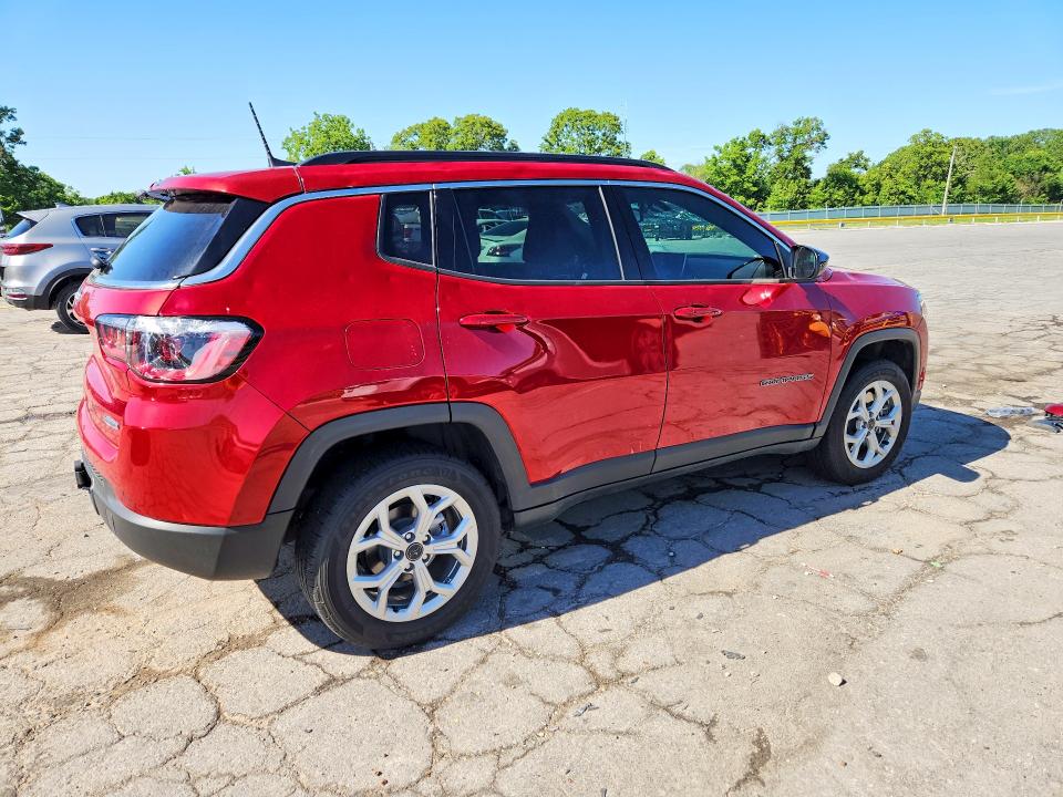 Продажа на аукционе авто 2025 Jeep Compass, vin: 3C4NJDBN2ST557999, номер лота: 52532136