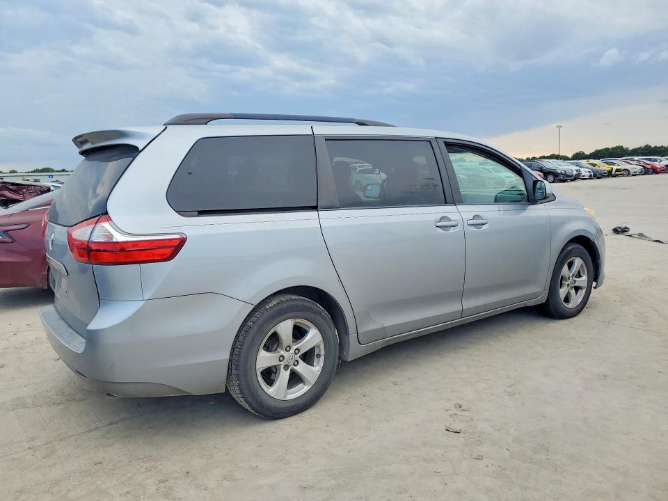 2015 Toyota Sienna მანქანა იყიდება აუქციონზე, vin: 5TDKK3DC8FS588955, აუქციონის ნომერი: 55007926