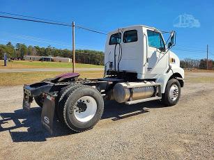 2007 Sterling Truck L მანქანა იყიდება აუქციონზე, vin: 2FWBAWDJ17AX71609, აუქციონის ნომერი: 53057726