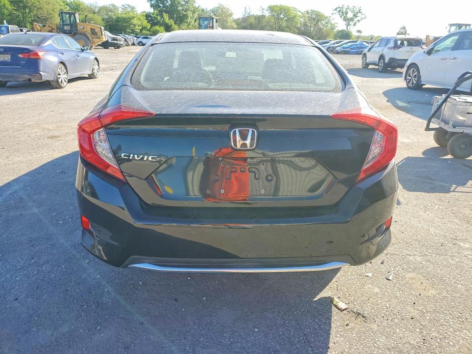 Продажа на аукционе авто 2019 Honda Civic, vin: 2HGFC2F64KH568163, номер лота: 53213336