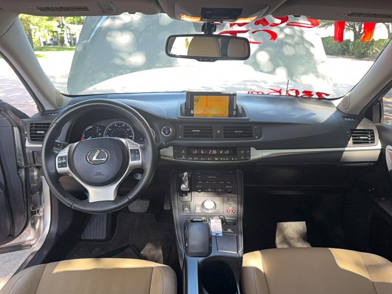 Продажа на аукционе авто 2011 Lexus Ct 200h, vin: JTHKD5BH9B2028429, номер лота: 53322556