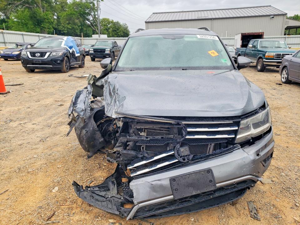 Aukcja sprzedaży 2018 Volkswagen Tiguan, vin: 3VV3B7AX5JM137785, numer aukcji: 52051256
