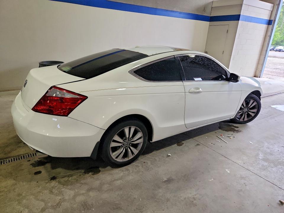 Продаж на аукціоні авто 2010 Honda Accord, vin: 1HGCS1B82AA009585, номер лоту: 52664246