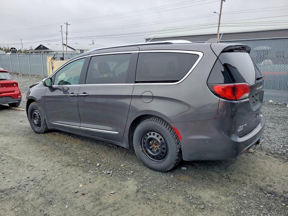 Продажа на аукционе авто 2017 Chrysler Pacifica, vin: 2C4RC1GGXHR532980, номер лота: 52844046